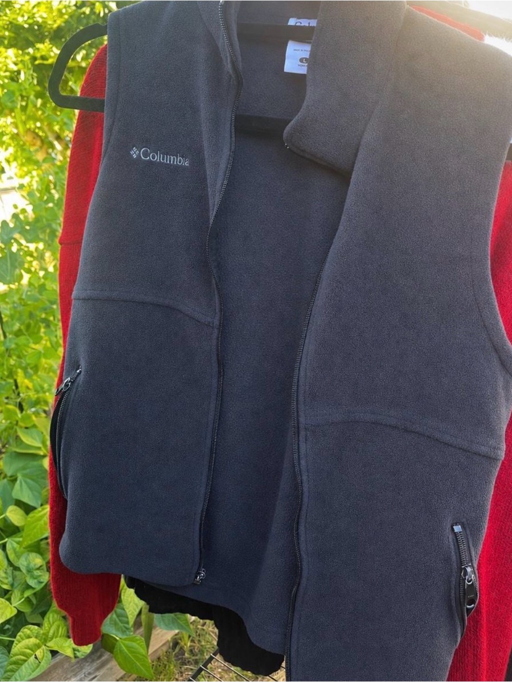 Columbia Men's Dark Gray Fleece Vest - Zip Front Outdoor Layer